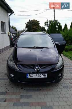 Минивэн Mitsubishi Grandis 2004 в Владимире