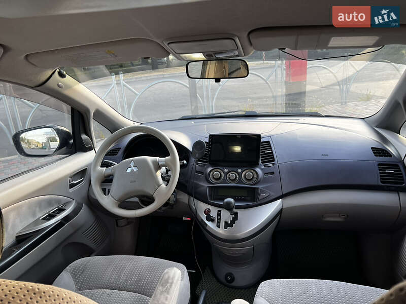Минивэн Mitsubishi Grandis 2004 в Днепре фото 12 Минивэн Mitsubishi Grandis 2004 в Днепре