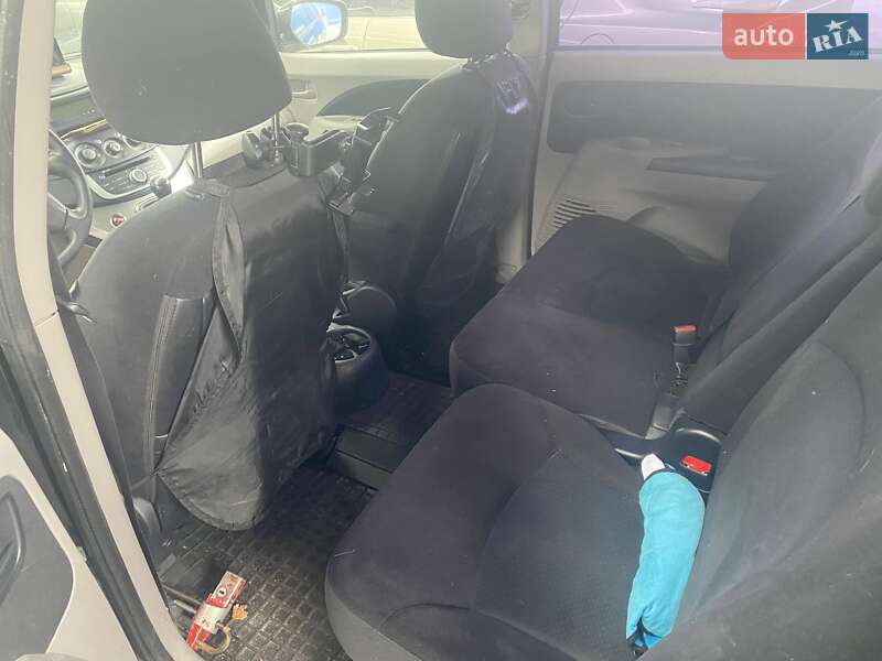 Минивэн Mitsubishi Grandis 2008 в Киеве