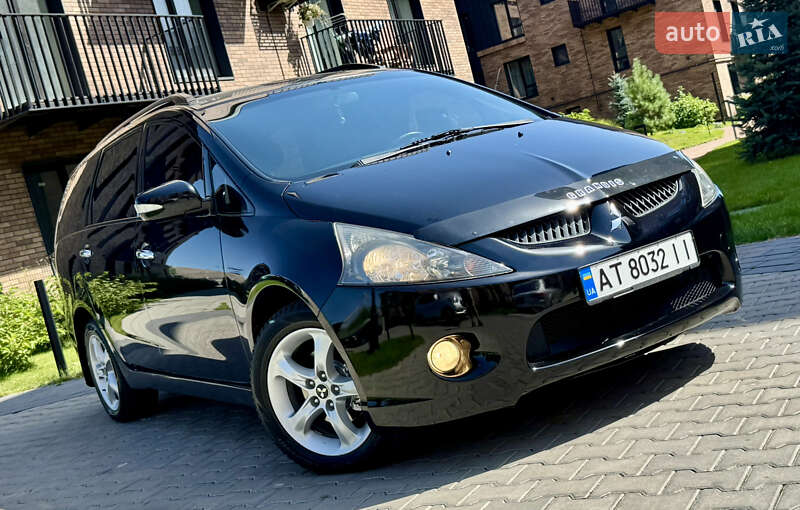 Мінівен Mitsubishi Grandis 2007 в Івано-Франківську