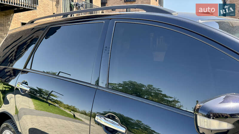 Мінівен Mitsubishi Grandis 2007 в Івано-Франківську