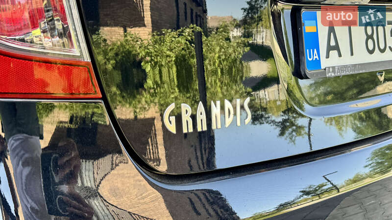 Мінівен Mitsubishi Grandis 2007 в Івано-Франківську