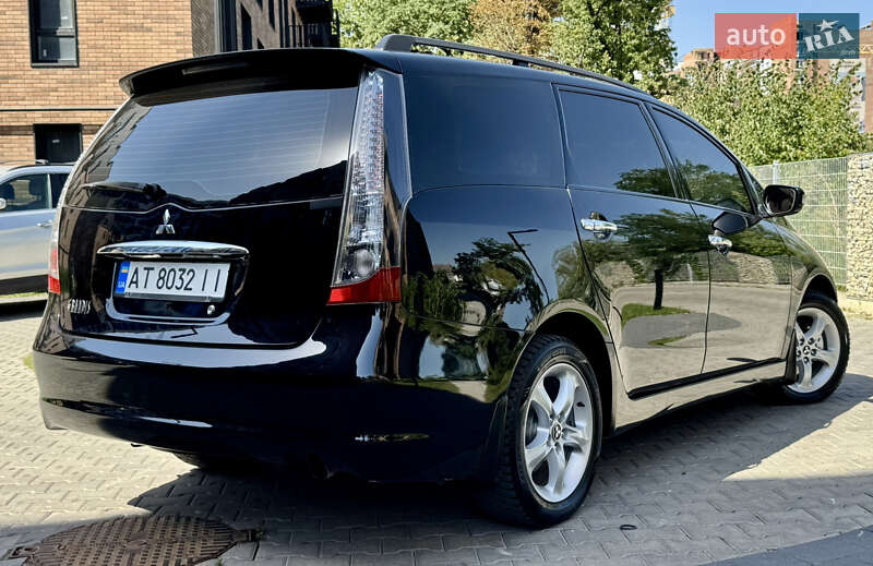 Мінівен Mitsubishi Grandis 2007 в Івано-Франківську