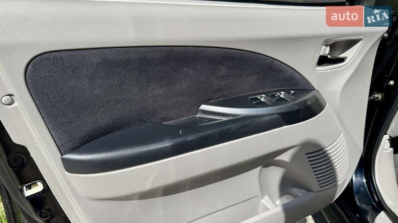 Мінівен Mitsubishi Grandis 2007 в Івано-Франківську