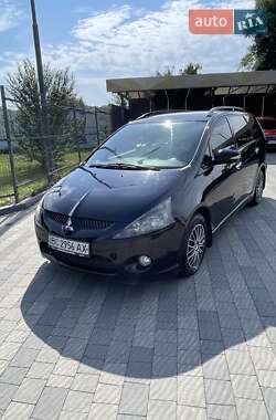 Минивэн Mitsubishi Grandis 2006 в Ужгороде