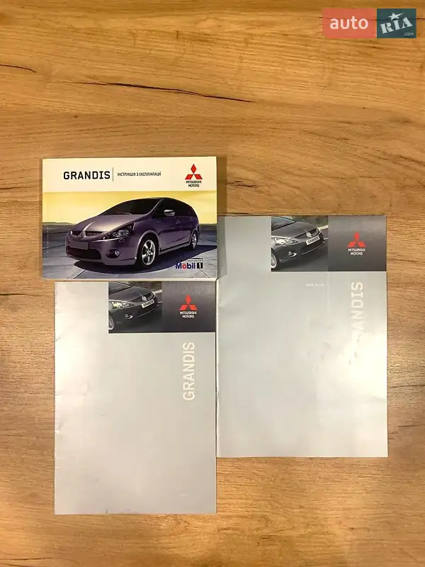 Мінівен Mitsubishi Grandis 2008 в Києві документ