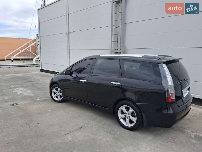Mitsubishi Grandis 2008 Mitsubishi Grandis 2008