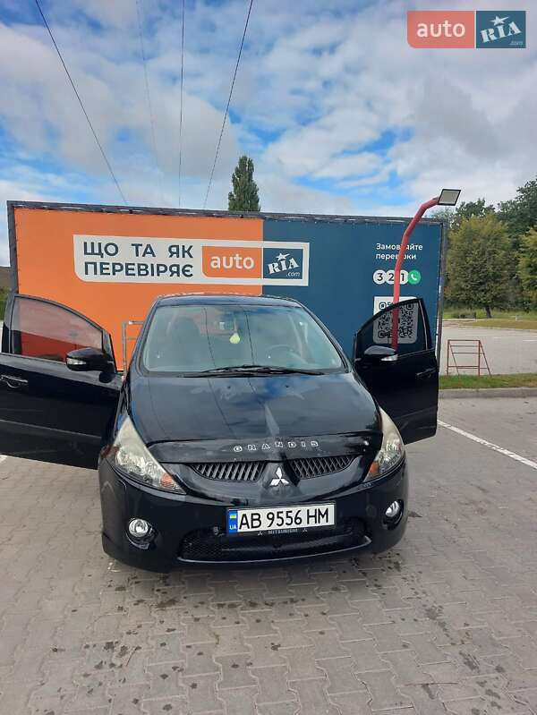 Минивэн Mitsubishi Grandis 2005 в Виннице фото 2 Минивэн Mitsubishi Grandis 2005 в Виннице