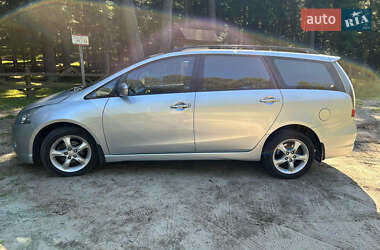 Минивэн Mitsubishi Grandis 2006 в 