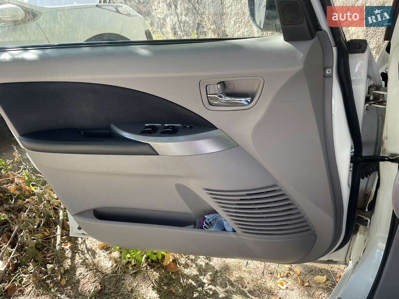 Мінівен Mitsubishi Grandis 2008 в Кропивницькому фото 5 Мінівен Mitsubishi Grandis 2008 в Кропивницькому