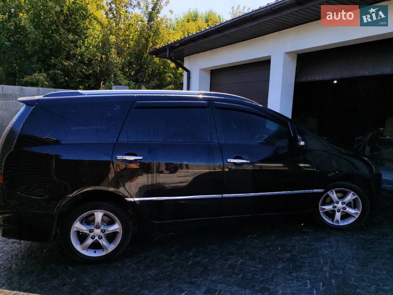 2010 Mitsubishi Grandis - мініатюра 19