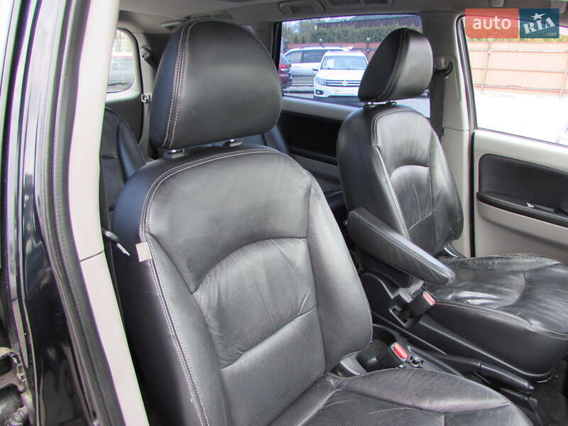 Минивэн Mitsubishi Grandis 2007 в Кропивницком фото 21 Минивэн Mitsubishi Grandis 2007 в Кропивницком