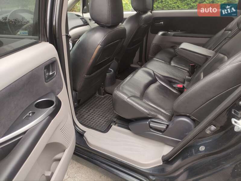 Минивэн Mitsubishi Grandis 2005 в Звягеле фото 19 Минивэн Mitsubishi Grandis 2005 в Звягеле