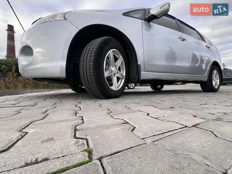 Мінівен Mitsubishi Grandis 2008 в Чернівцях