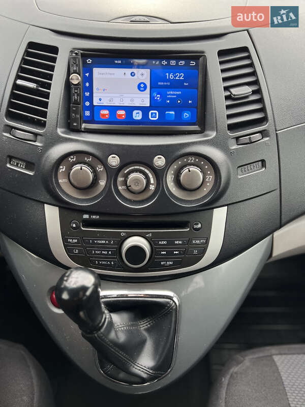 Мінівен Mitsubishi Grandis 2008 в Чернівцях