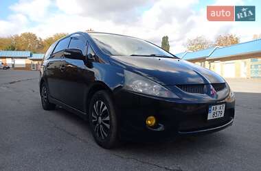 Минивэн Mitsubishi Grandis 2007 в 
