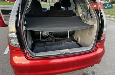 Минивэн Mitsubishi Grandis 2007 в 