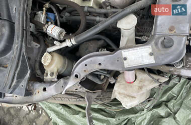 Минивэн Mitsubishi Grandis 2006 в 