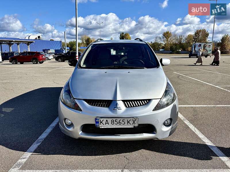 Минивэн Mitsubishi Grandis 2005 в Киеве фото 9 Минивэн Mitsubishi Grandis 2005 в Киеве