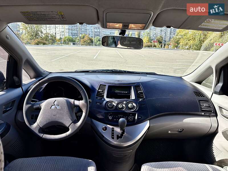Минивэн Mitsubishi Grandis 2005 в Киеве фото 11 Минивэн Mitsubishi Grandis 2005 в Киеве