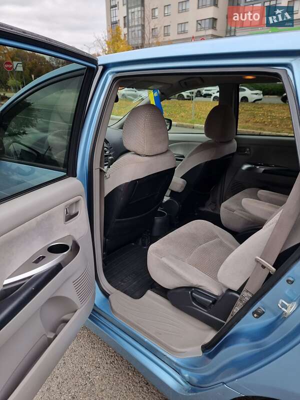 Мінівен Mitsubishi Grandis 2004 в Харкові фото 14 Мінівен Mitsubishi Grandis 2004 в Харкові