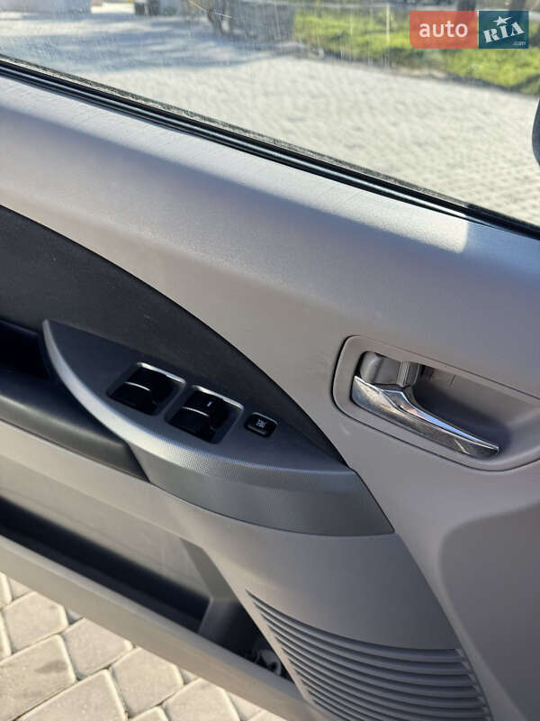 Мінівен Mitsubishi Grandis 2007 в Вінниці фото 5 Мінівен Mitsubishi Grandis 2007 в Вінниці