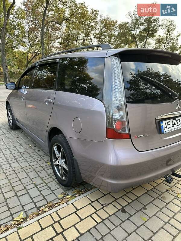 Мінівен Mitsubishi Grandis 2006 в Нікополі