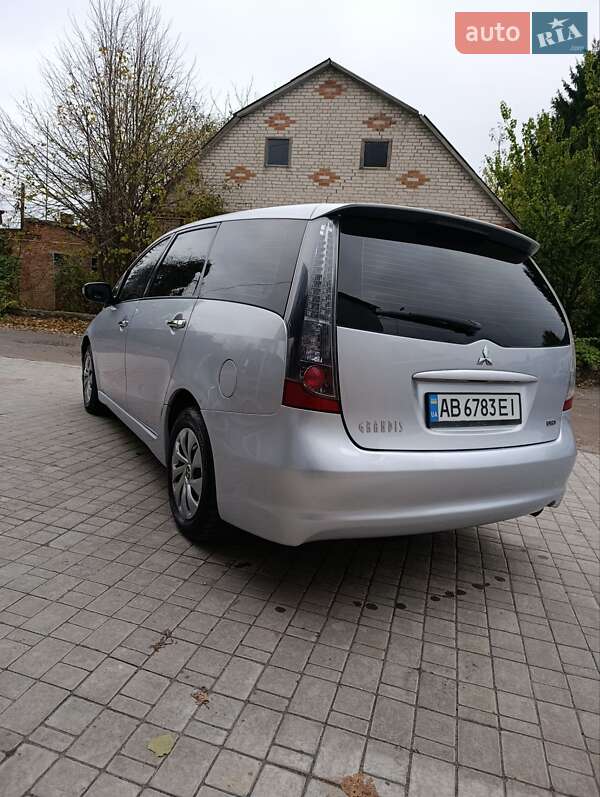 Минивэн Mitsubishi Grandis 2006 в Хмельнике фото 9 Минивэн Mitsubishi Grandis 2006 в Хмельнике