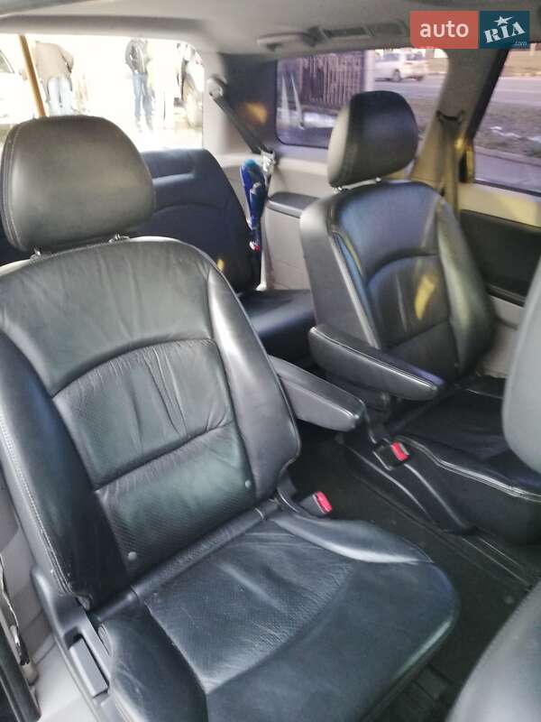 Мінівен Mitsubishi Grandis 2006 в Києві фото 6 Мінівен Mitsubishi Grandis 2006 в Києві