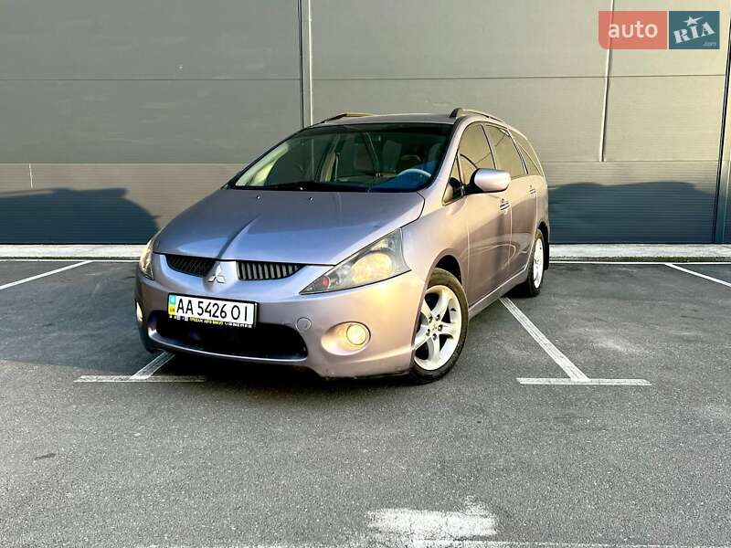 Минивэн Mitsubishi Grandis 2004 в Борисполе фото 3 Минивэн Mitsubishi Grandis 2004 в Борисполе
