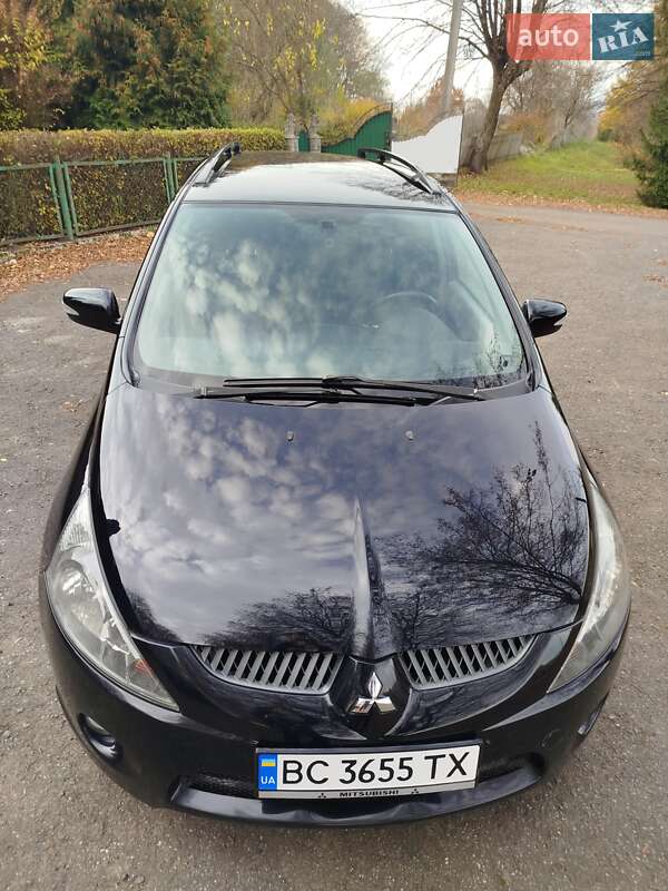 Минивэн Mitsubishi Grandis 2007 в Перемышлянах фото 11 Минивэн Mitsubishi Grandis 2007 в Перемышлянах
