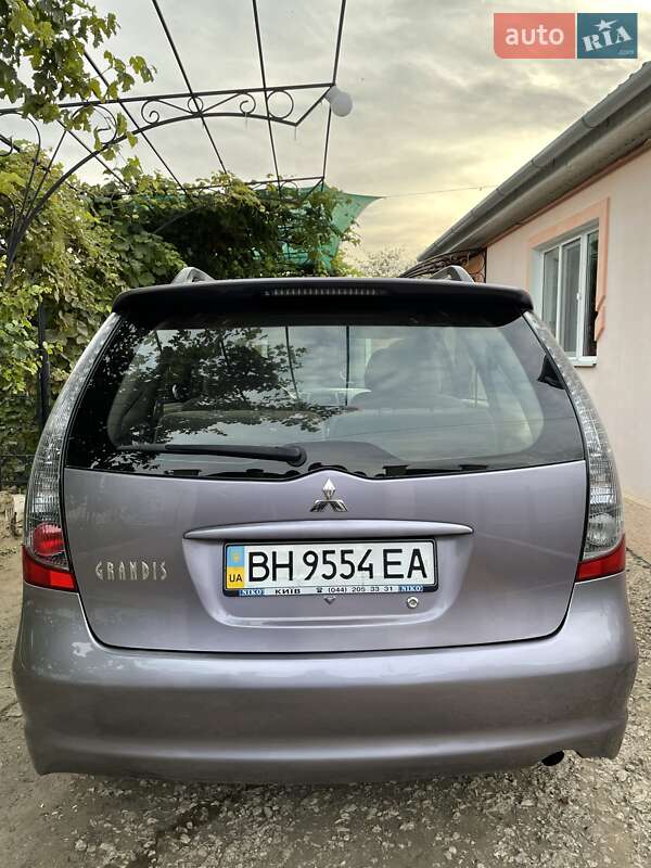 Мінівен Mitsubishi Grandis 2005 в Великій Михайлівці фото 4 Мінівен Mitsubishi Grandis 2005 в Великій Михайлівці