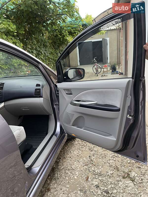 Мінівен Mitsubishi Grandis 2005 в Великій Михайлівці фото 11 Мінівен Mitsubishi Grandis 2005 в Великій Михайлівці