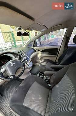 Минивэн Mitsubishi Grandis 2009 в Николаеве