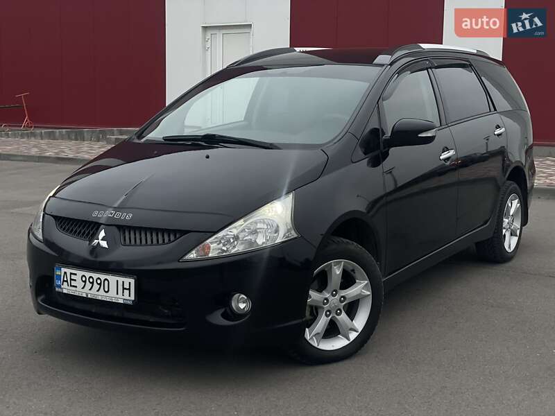 Минивэн Mitsubishi Grandis 2008 в Днепре фото 3 Минивэн Mitsubishi Grandis 2008 в Днепре