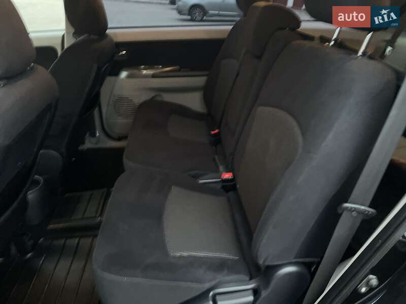 Минивэн Mitsubishi Grandis 2008 в Днепре фото 22 Минивэн Mitsubishi Grandis 2008 в Днепре