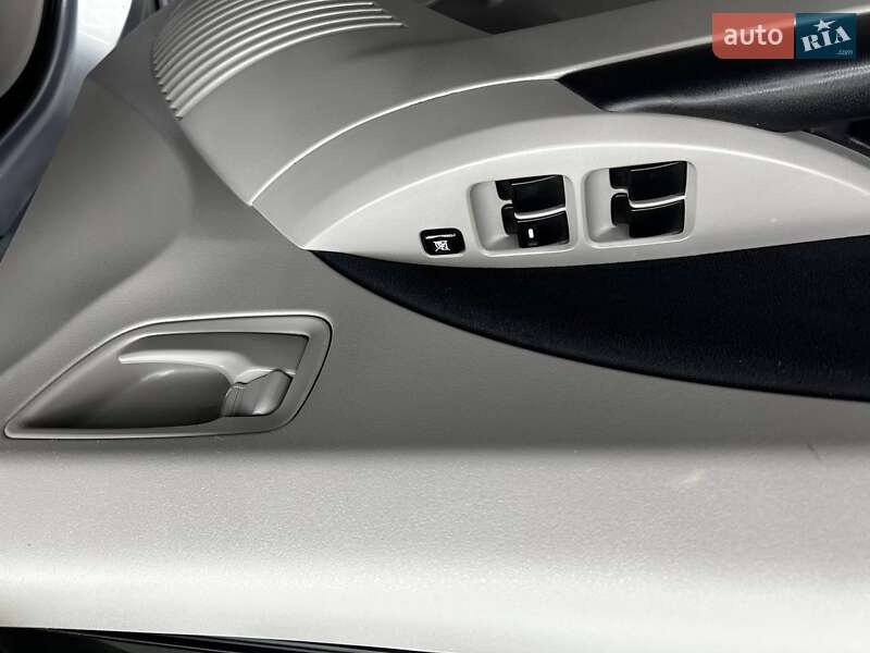 Минивэн Mitsubishi Grandis 2008 в Черновцах