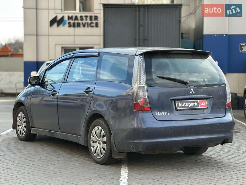 Мінівен Mitsubishi Grandis 2006 в Львові