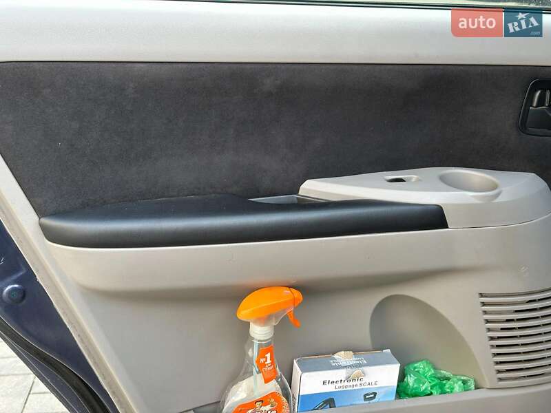 Мінівен Mitsubishi Grandis 2006 в Львові