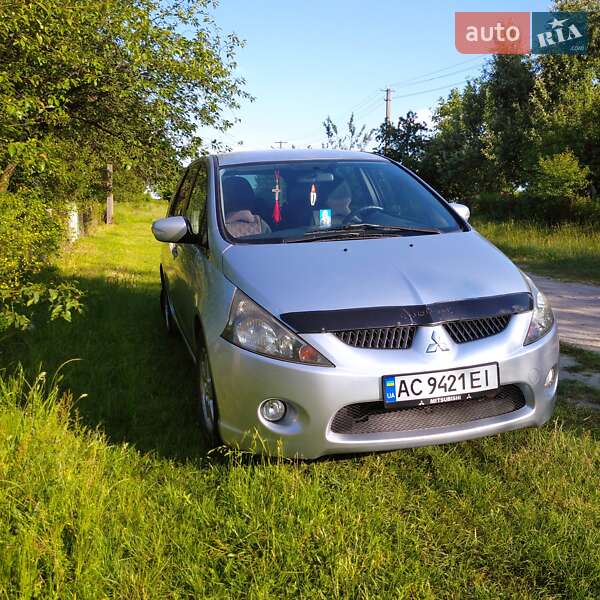 Минивэн Mitsubishi Grandis 2006 в Луцке