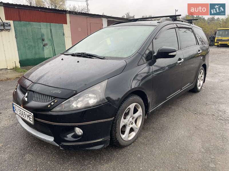 Минивэн Mitsubishi Grandis 2004 в Киеве фото 2 Минивэн Mitsubishi Grandis 2004 в Киеве