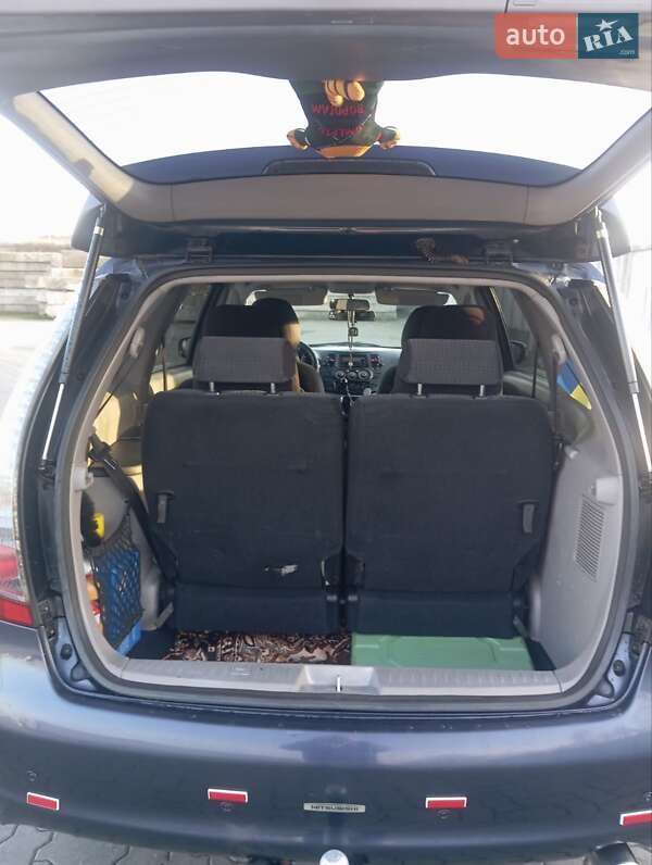 Минивэн Mitsubishi Grandis 2006 в Сарнах фото 8 Минивэн Mitsubishi Grandis 2006 в Сарнах