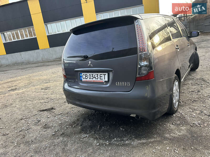 Минивэн Mitsubishi Grandis 2008 в Нежине фото 11 Минивэн Mitsubishi Grandis 2008 в Нежине