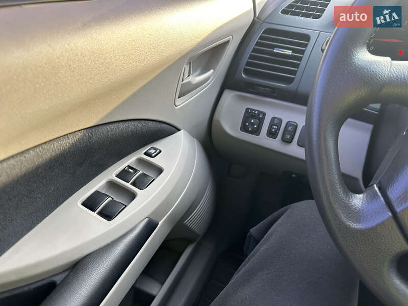 Минивэн Mitsubishi Grandis 2008 в Нежине фото 39 Минивэн Mitsubishi Grandis 2008 в Нежине