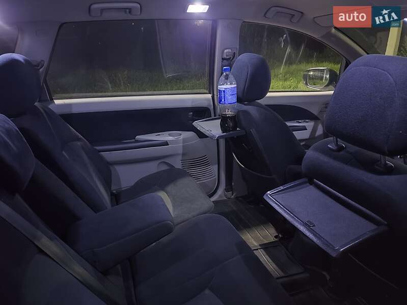 Минивэн Mitsubishi Grandis 2008 в Киеве