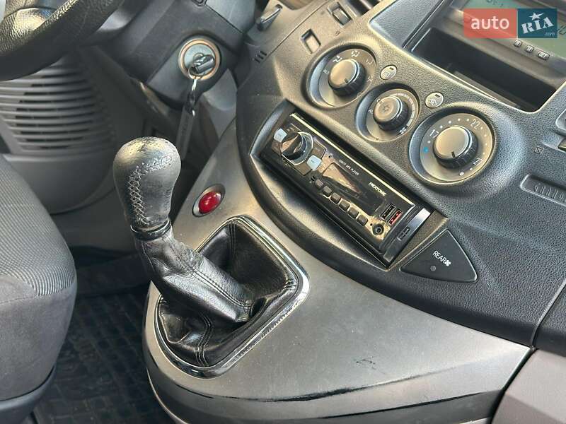 Минивэн Mitsubishi Grandis 2006 в Одессе