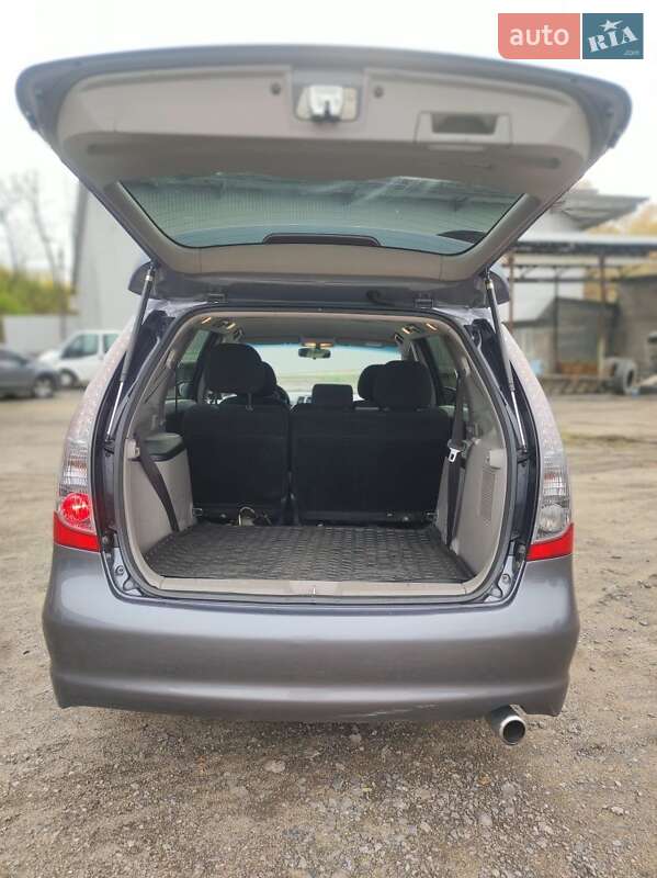 Минивэн Mitsubishi Grandis 2009 в Днепре