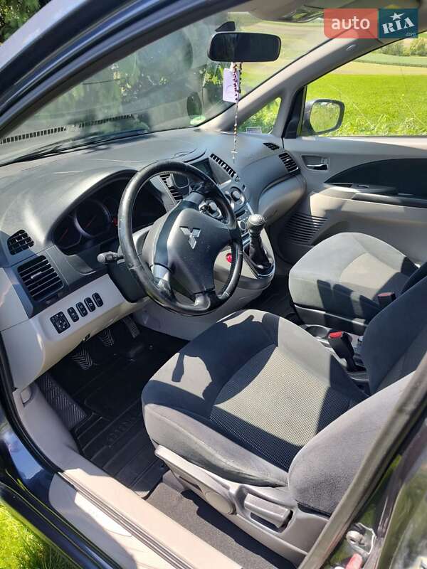 Минивэн Mitsubishi Grandis 2008 в Теребовле