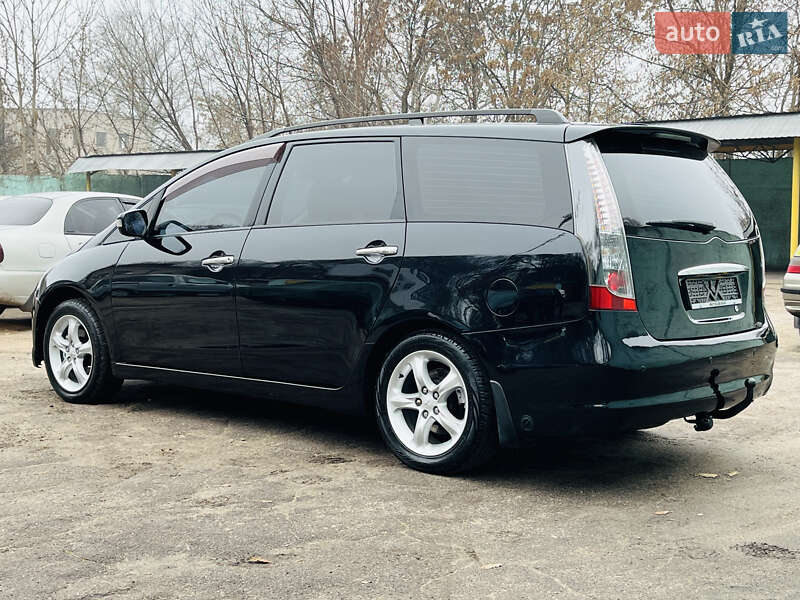 Мінівен Mitsubishi Grandis 2007 в Кам'янському