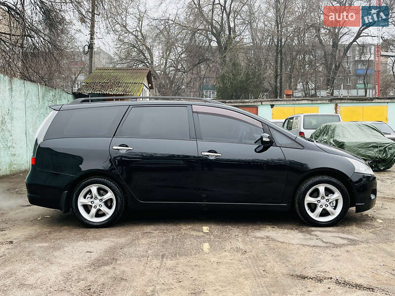 Мінівен Mitsubishi Grandis 2007 в Кам'янському